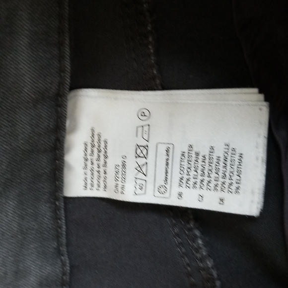 (8) H&M Grey Skinny Stretch Denim Jeans - Picture 4 of 11